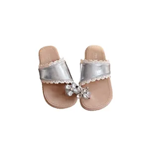 Sandalias de estrás para niñas con borde de encaje plateado para playa de princesa