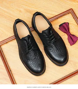 Chaussures Derby de luxe en cuir de buffle vintage avec texture grainée pour hommes chic