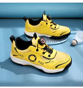 Zapatillas de bádminton amarillas ligeras para niños con cierre giratorio y malla