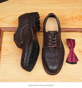 Vue détaillée de chaussures Derby en cuir de buffle rétro avec semelle cousue
