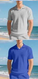 Dettaglio del tessuto a nido d'ape sulle polo casual da uomo a maniche corte colorate