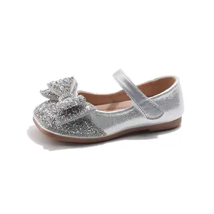 Elegant silver glitter girls' Mary Jane princess shoes with rhinestone bow decoration