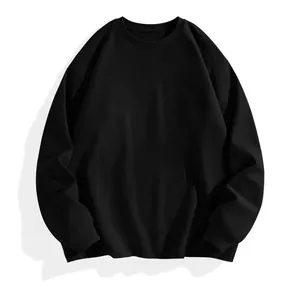 T-shirt noir à manches longues pour hommes avec col rond et poignets côtelés