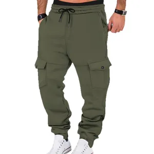 Pantalones cargo hombre forrados en tejido polar verde oliva con cordón