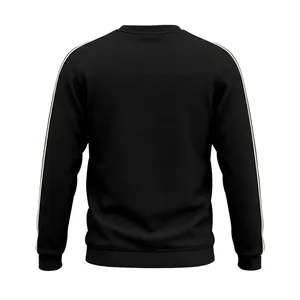 Vue arrière détaillée d'un sweat-shirt noir en maille gaufrée avec bandes blanches