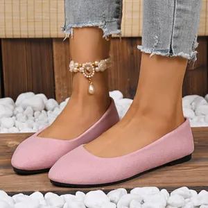 Eleganti ballerine in camoscio rosa a punta quadrata con design a bocca superficiale