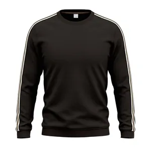 Vue détaillée d'un sweat-shirt marron foncé pour homme à texture gaufrée