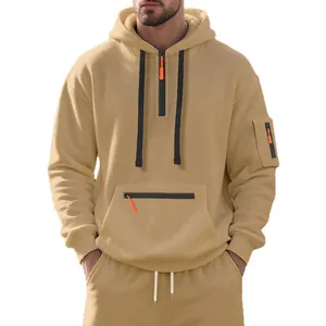 Felpa pesante in pile kaki da uomo con cappuccio e tasche tattiche con zip.
