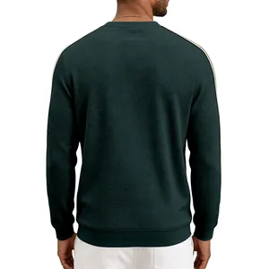 Vue arrière d'un sweat-shirt vert foncé pour homme avec motif nid d'abeille élégant