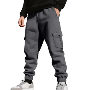 Grijze heren cargo joggingbroek met fleecevoering, meerdere zakken en een koord