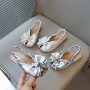 Girls Princess Peep Toe Sandals Korean Fashion Bowknot Closed Toe Summer Beach Shoes Off White Silver Flat Sandals