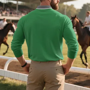 Achteraanzicht van een groen poloshirt met lange mouwen en grijs gestreepte kraag heren