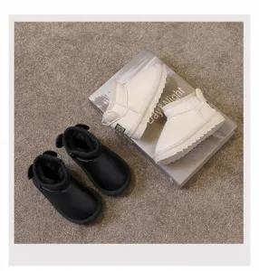 Waterproof warm children's snow boots with thick fur lining and cute ear decor