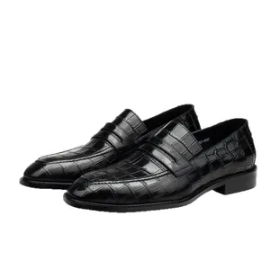Luxe herenleren loafers met krokodillenprint voor zakelijke en casual kleding