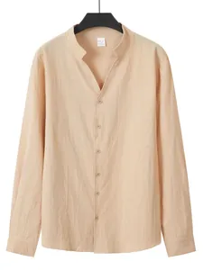 Lässiges langärmliges Herren-Leinenhemd mit Stehkragen in stilvollem Beige