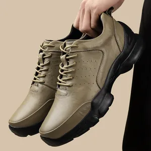 Comfortable men's breathable khaki leather walking shoes with thick black non-slip soles