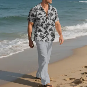 Conjunto de dos piezas para hombre camisa con estampado de palmeras y pantalones