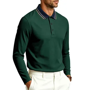 Detail des dunkelgrünen Piqué-Langarm-Poloshirts mit gestreiftem Kragen für Herren