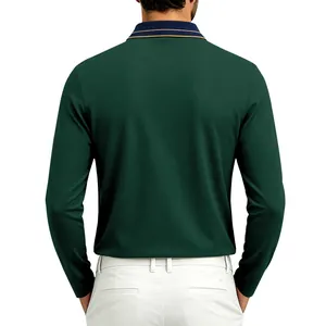 Rückansicht eines dunkelgrünen Langarm-Polo-Shirts mit gestreiftem Kragendetail