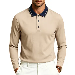 Herren Langarm-Polo-Shirt in Beige mit dunkelblauem Kragen, Business-Casual-Stil.