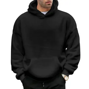 Premium Herren Winter Kapuzenpullover aus schwarzem Fleece mit praktischer Kängurutasche