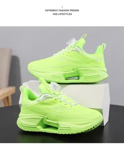 Vue détaillée des chaussures de sport en mesh respirant vert néon avec molette réglable