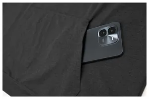 Detailed view showing the functional large pocket of a quick-dry men's athletic hoodie