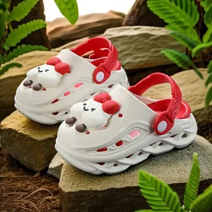 Cute cartoon character clogs for boys, summer waterproof non-slip outdoor beach sandals