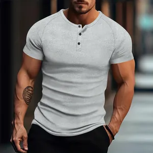 T-shirt Henley pour homme en maille côtelée gris clair, coupe ajustée et moderne