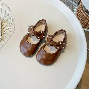 Braune Mädchen Mary Jane Schuhe mit Perlen-Schleife und weicher Sohle für Herbst