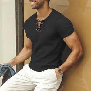 T-shirt noir homme en maille gaufre avec col Henley à lacets tendance style décontracté