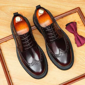 Men's Cowhide Leather British Retro Brogue Carved Derby Shoes Glossy Thick Sole Non-Slip Business Casual Formal Shoes