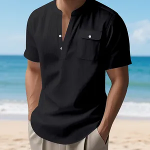 Camiseta Henley informal de lino negro para hombre con bolsillo y fondo de playa