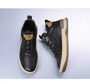 Detaillierte Draufsicht und Seitenansicht von Retro-High-Top-Sneakern aus schwarzem Leder für Herren.