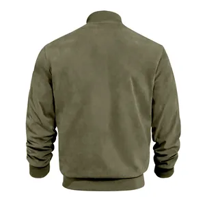 Vue arrière détaillée d'un blouson aviateur pour homme en similicuir suédé olive