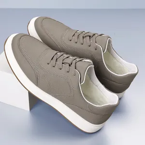 Chaussures d'hiver en cuir gris de qualité pour hommes avec doublure en polaire chaude