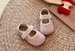 Rosa Mary Jane Mädchenschuhe mit weicher Sohle, Klettverschluss und modischen Ziernähten