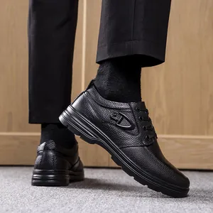 Bequeme schwarze Herren-Freizeitschuhe aus Leder mit rutschfester, langlebiger Sohle