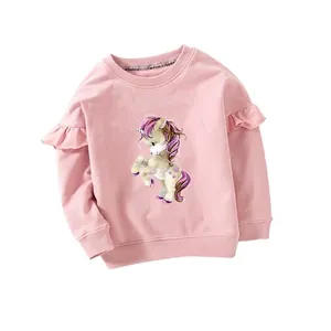 Felpa rosa per bambini con grazioso unicorno a trasferimento termico e maniche a volant.