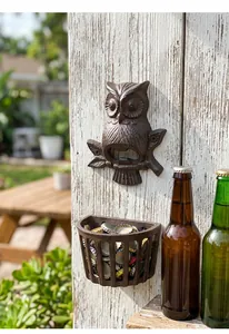 Décapsuleur mural vintage en fonte en forme de hibou avec récupérateur de bouchons