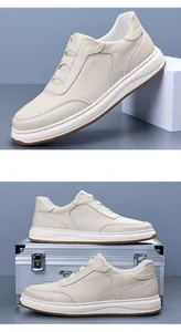 Detailansicht beige Herren-Freizeitschuhe aus Rindsleder, Slipper mit dicker Sohle