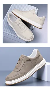 Nahaufnahme von Premium-Leder-Slip-On-Freizeitschuhen für Herren mit Textur