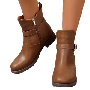 Bottines Chelsea marron vintage avec boucle décorative et talon épais pour femme