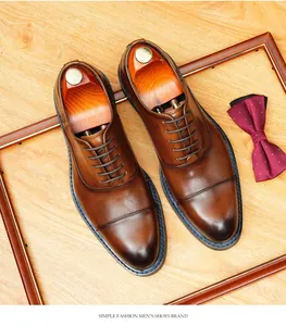 Chaussures Oxford haut de gamme en cuir marron avec bout rapporté pour tenue de bureau