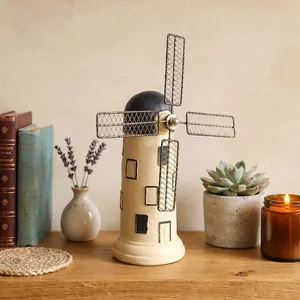 Ornamento creativo a mulino a vento retrò e salvadanaio per decorazione casa