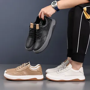 Zapatillas casuales de cuero genuino para hombre en varios colores