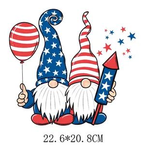 Decalcomania termica gnomi patriottici per il Giorno dell'Indipendenza con stelle