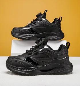 Schwarze Kinder-Sportschuhe mit praktischem Drehverschluss für Schule und Freizeit