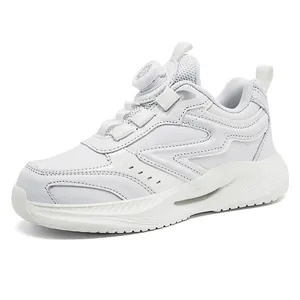 Professionelle weiße atmungsaktive Mesh-Kindersneaker mit praktischem Drehverschluss-System
