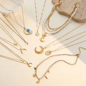 Collar con Colgante de Astronauta Luna Estrella de Acero Inoxidable para Mujer Oro Galvanizado Estrás Joyería Minimalista